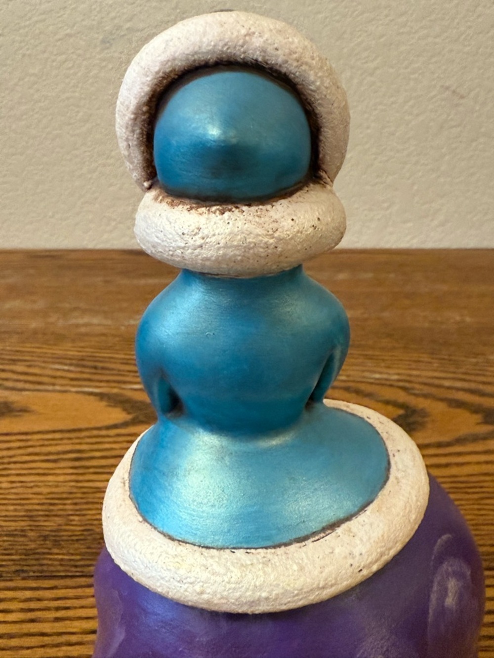 Vintage Atlantic Mold "Windswept Girl" Ceramic Caroler – Hand-Painted VTG WHIMSY - Picture 14 of 16